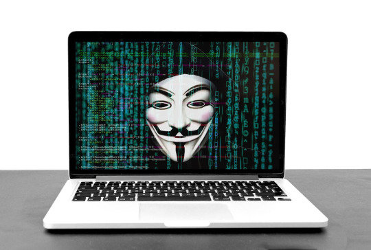 hooded hacker avatar